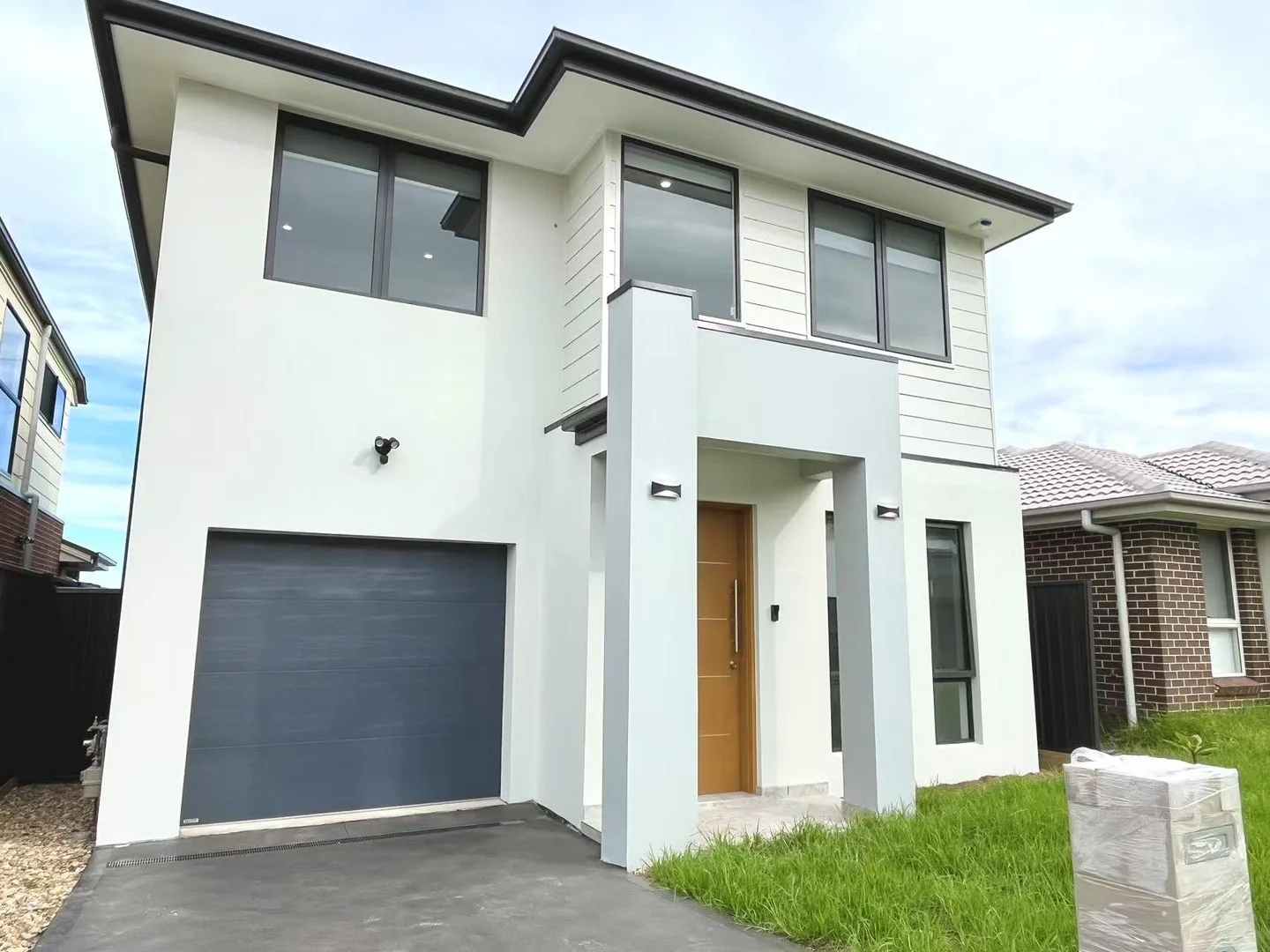 24 FUYU St, Cobbitty 
