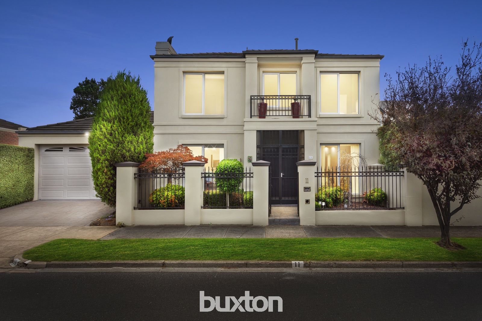 11 Hood Street, Hampton VIC 3188