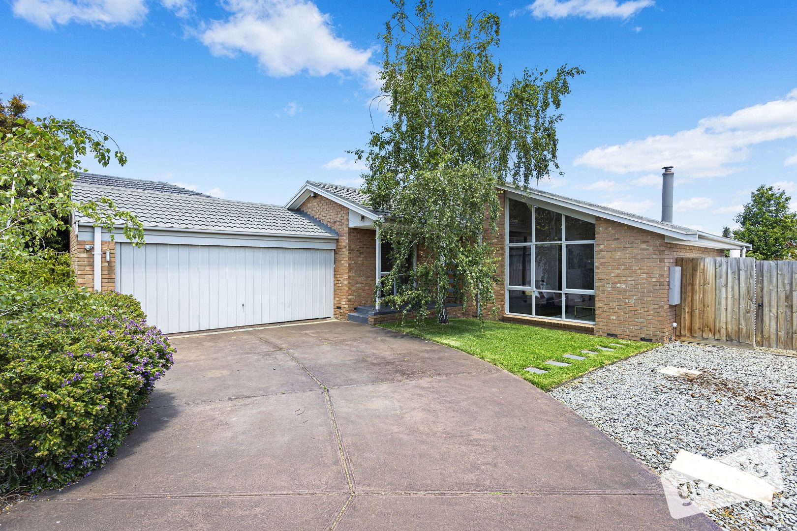 5 Ryelands Drive, Narre Warren Property History & Address Research