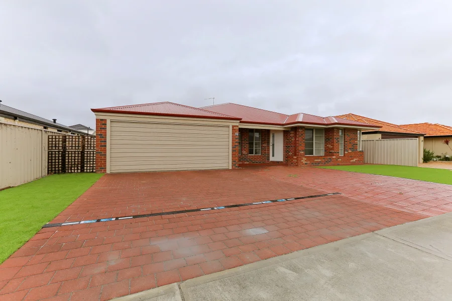 Primary image of 38 Whiteman Crescent, Bertram WA 6167