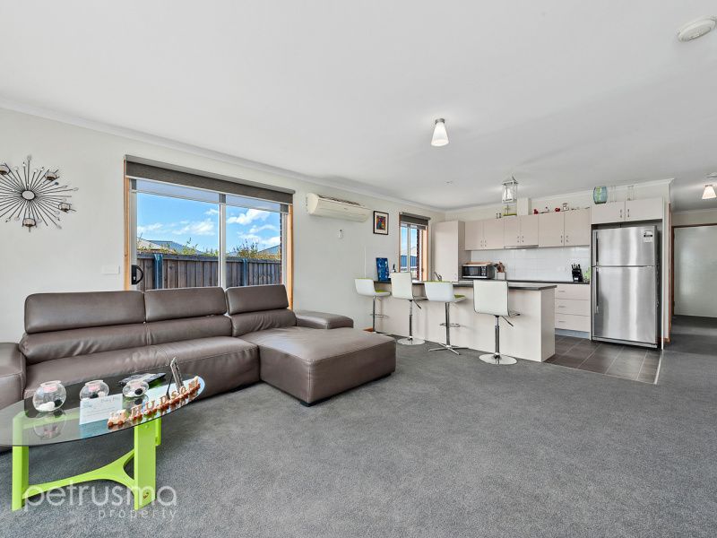 1/15 Peronne Court, Brighton TAS 7030, Image 2