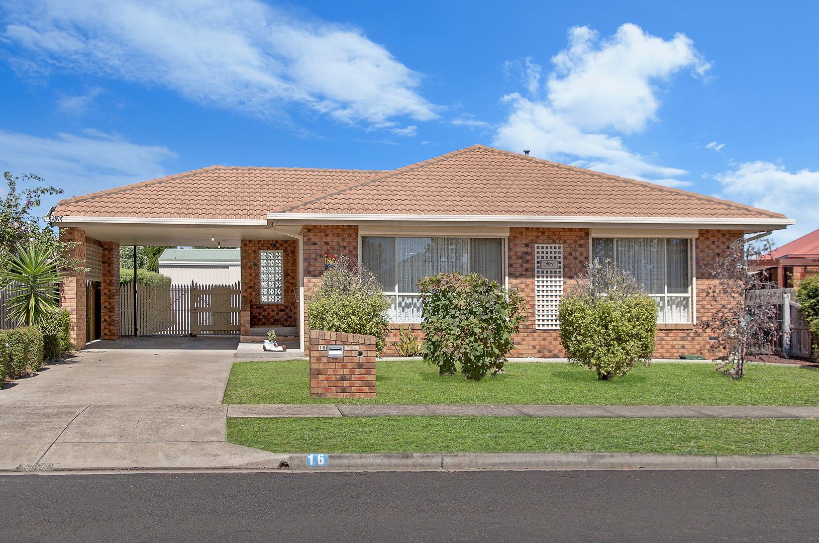 16 Lord Street, Hamilton VIC 3300, Image 0