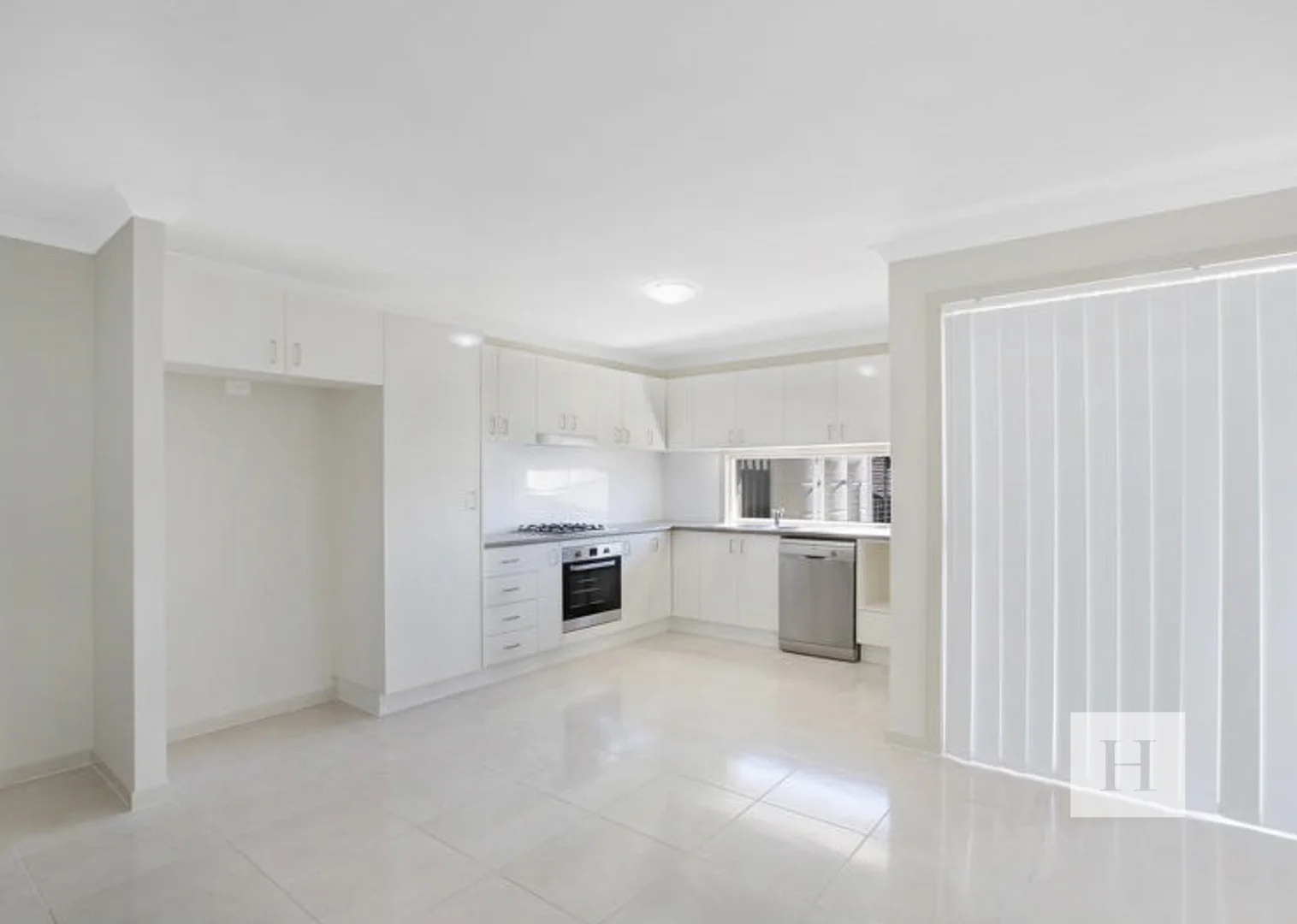 Additional image 2 of 12b Creswell Street, Wadalba NSW 2259