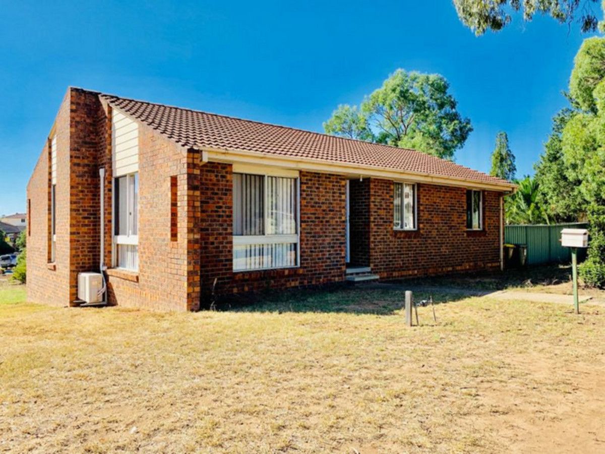 3 bedrooms House in 1 Crozier Street EAGLE VALE NSW, 2558