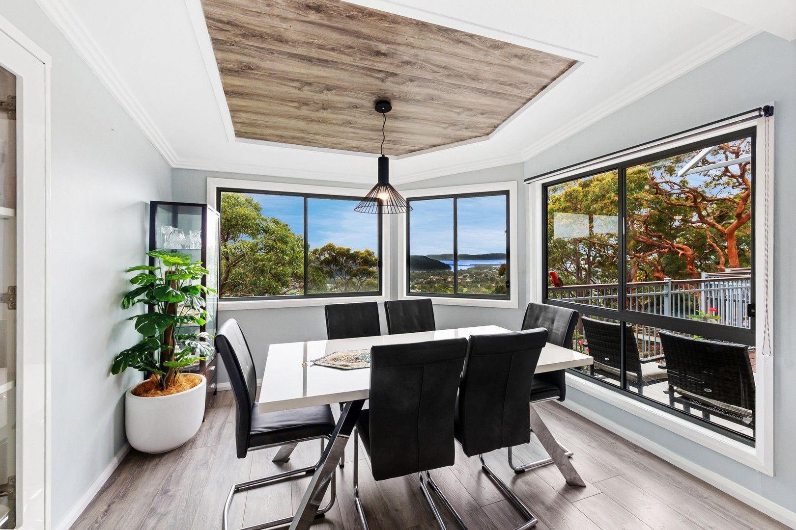 7 bedrooms House in 64 Kingsview Drive UMINA BEACH NSW, 2257