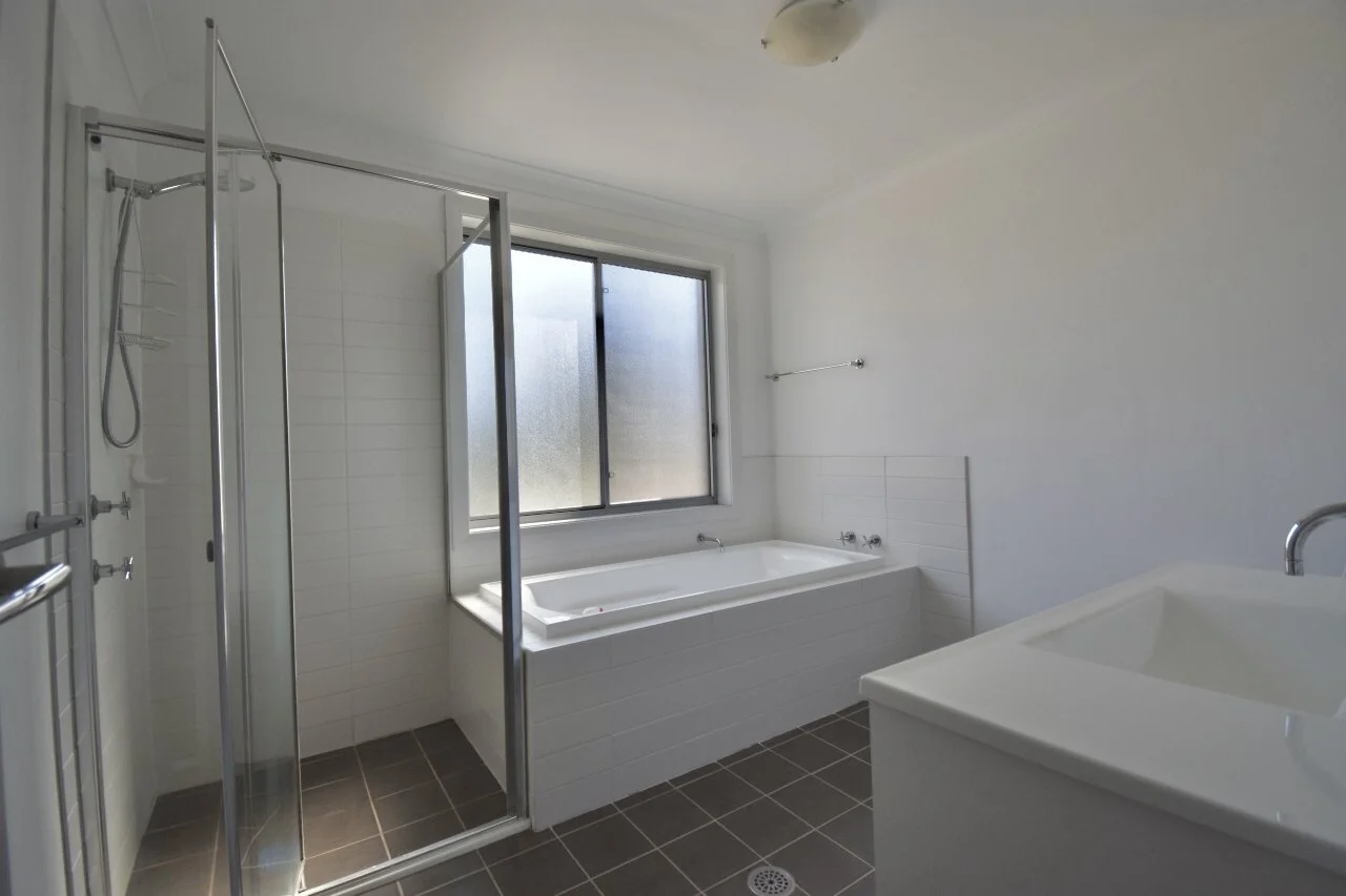 Additional image 10 of 20 Hemsworth Ave, Middleton Grange NSW 2171