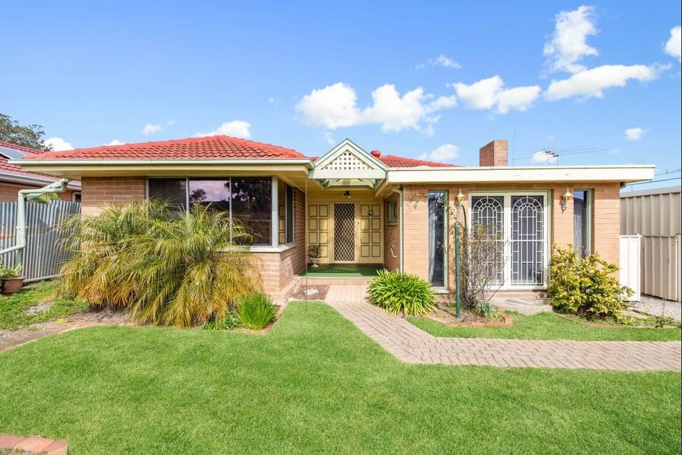 2 Lynton Avenue, Christies Beach SA 5165