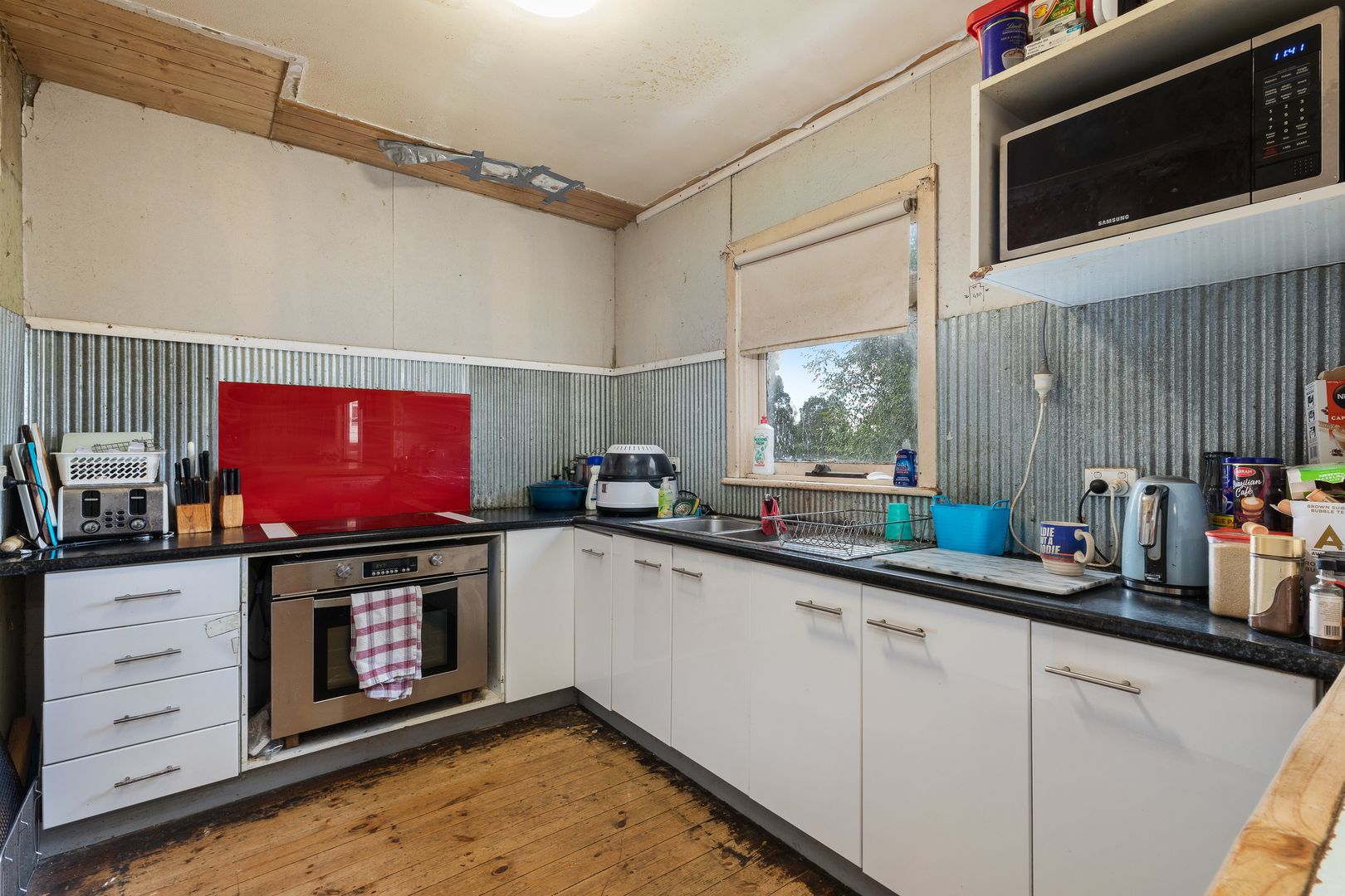 137 Clarkes Road, Enfield VIC 3352, Image 1