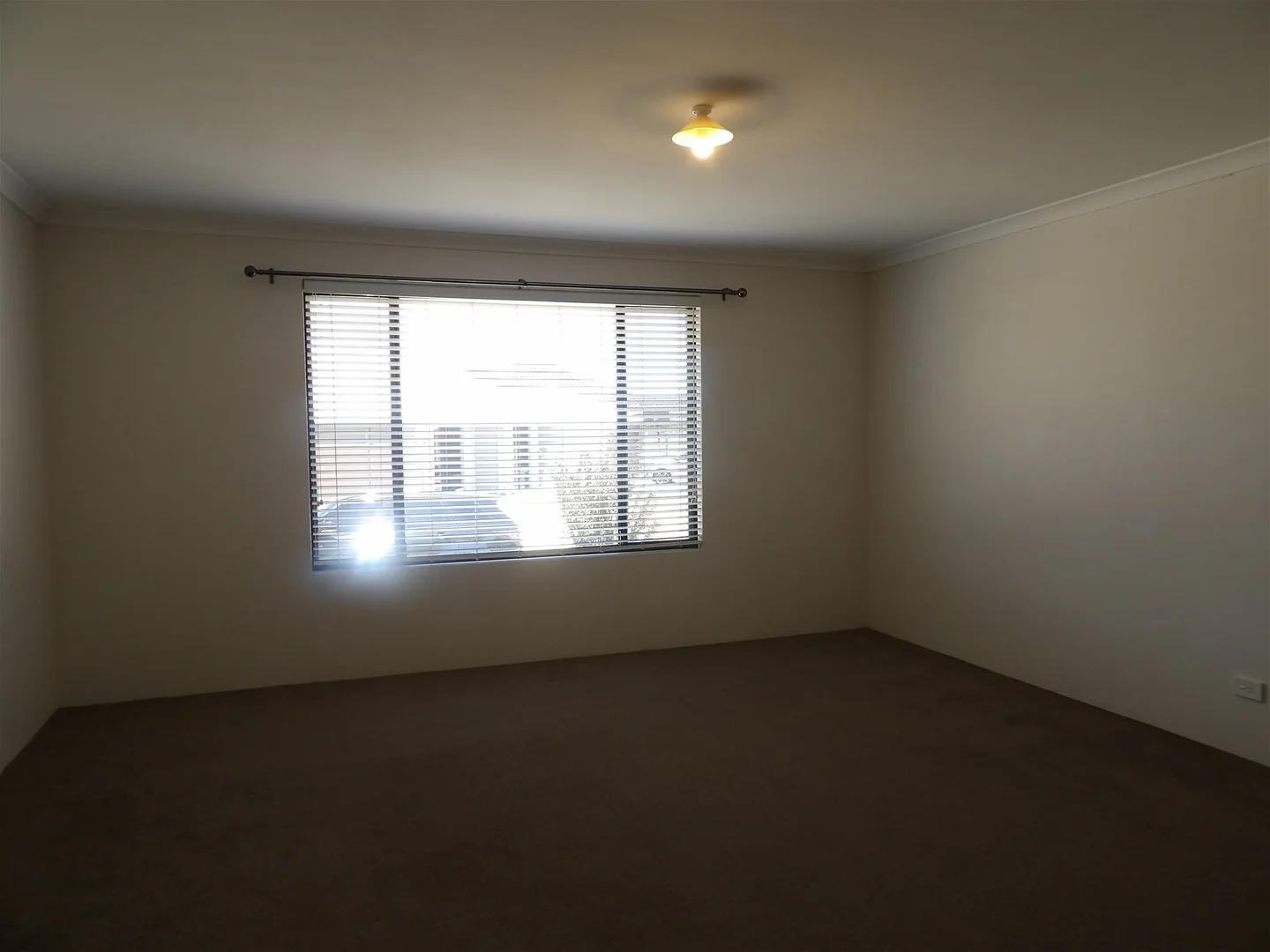 Additional image 3 of 10 Sequin Close, Meadow Springs WA 6210