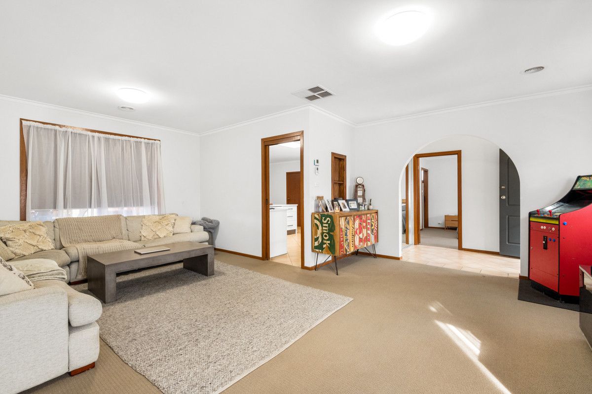 14 Newell Street, Lara VIC 3212, Image 2