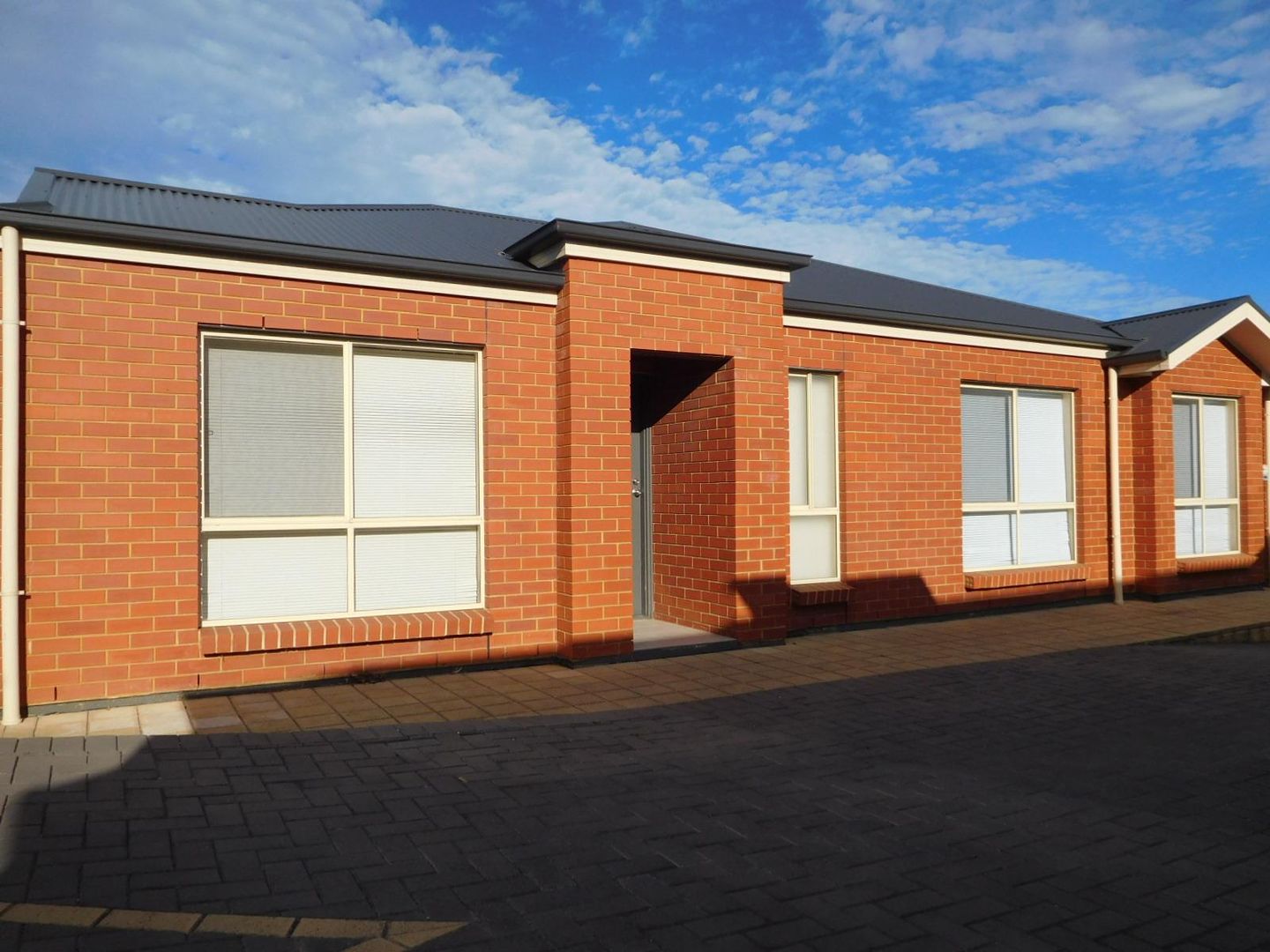 1/57C Road, Garden Property History & Address