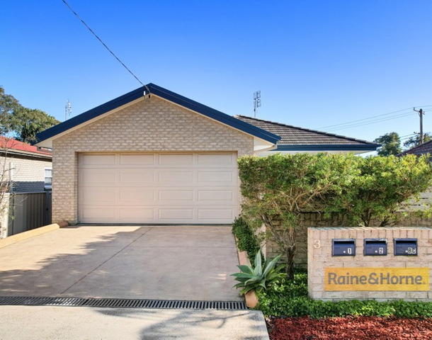 1/3 Moana Street, Woy Woy NSW 2256