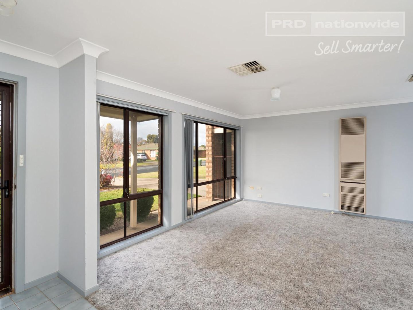 7 Langi Crescent, Glenfield Park NSW 2650, Image 1