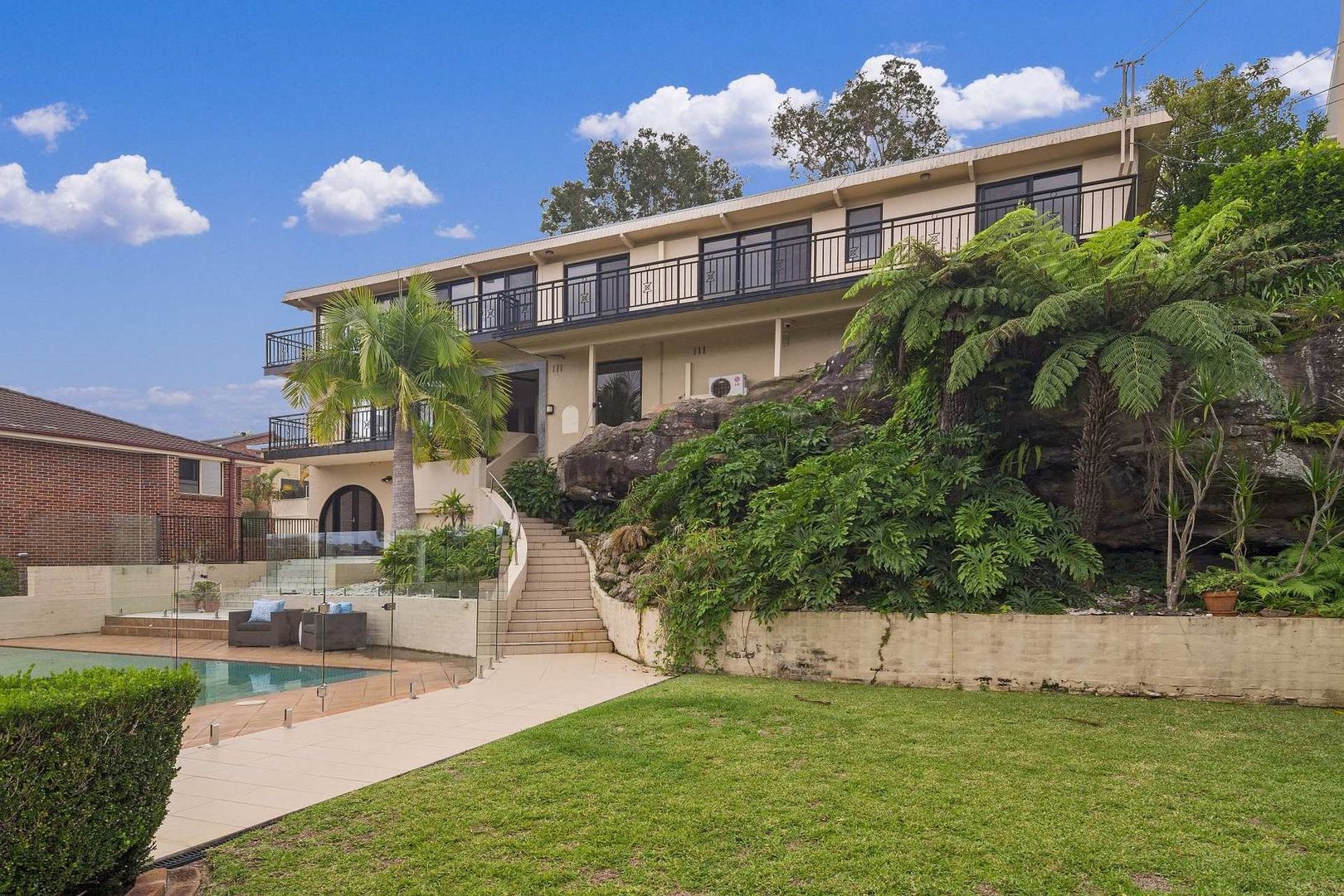 116 Killarney Drive, Killarney Heights Property History & Address