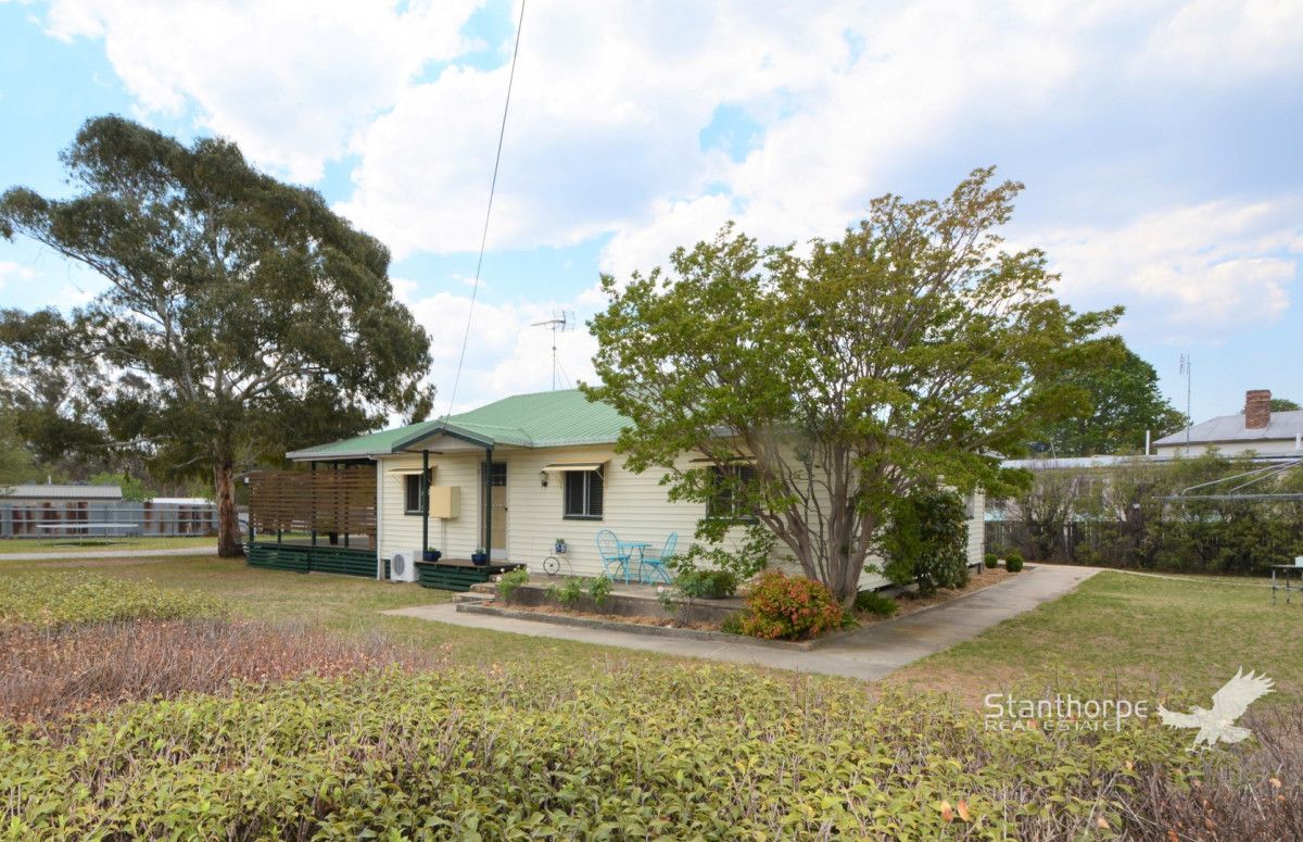 35 Tenterfield Street, Wallangarra QLD 4383, Image 0