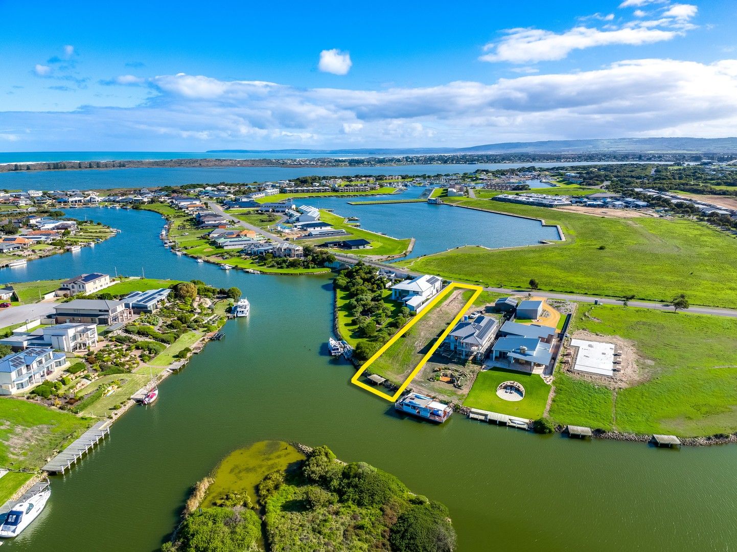 82 Providence Place, Hindmarsh Island SA 5214, Image 0