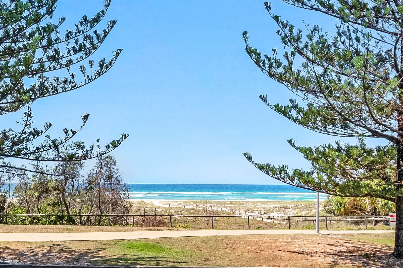 124 Pacific Parade, Bilinga QLD 4225, Image 2