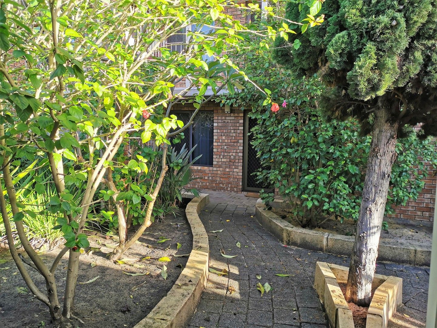 2 bedrooms Apartment / Unit / Flat in 6/54 Canning Highway VICTORIA PARK WA, 6100