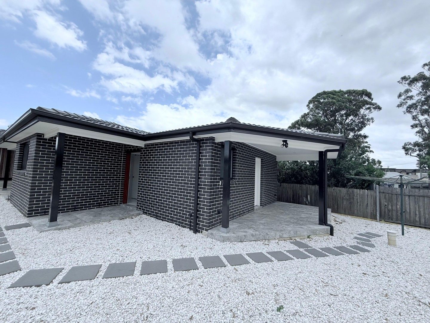 2 bedrooms House in 9A Baudin Cres FAIRFIELD WEST NSW, 2165