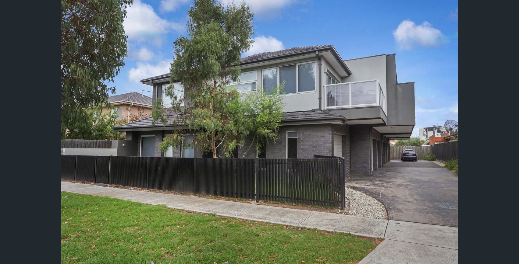 3 bedrooms Townhouse in 5/103 Plumpton Avenue GLENROY VIC, 3046