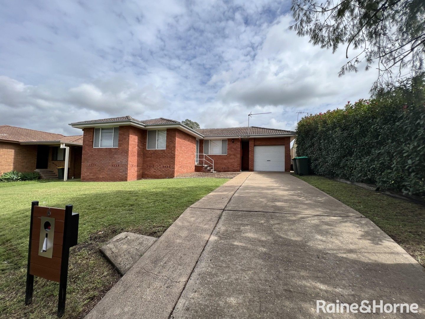 3 bedrooms House in 6 Casuarina Close MUSWELLBROOK NSW, 2333