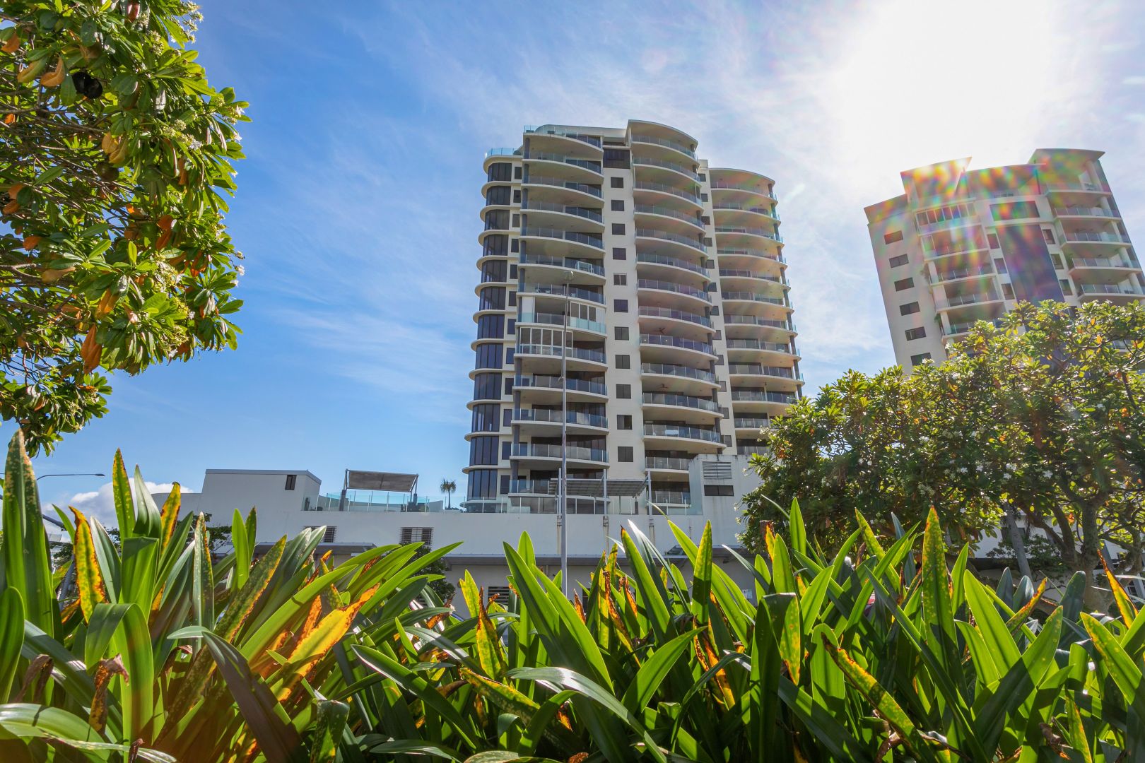 601/2-4 Lake Street, Cairns City QLD 4870