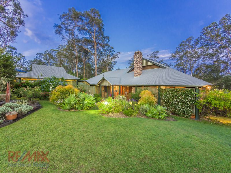 10 Montego Ct, Eatons Hill QLD 4037, Image 2