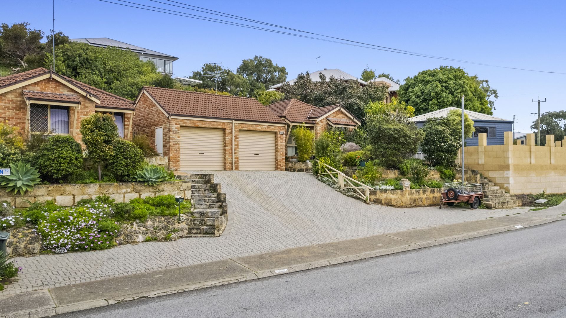 77B Leighton Road, Halls Head WA 6210, Image 2