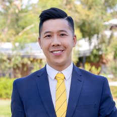 Ray White (Box Hill) - Angus Liu