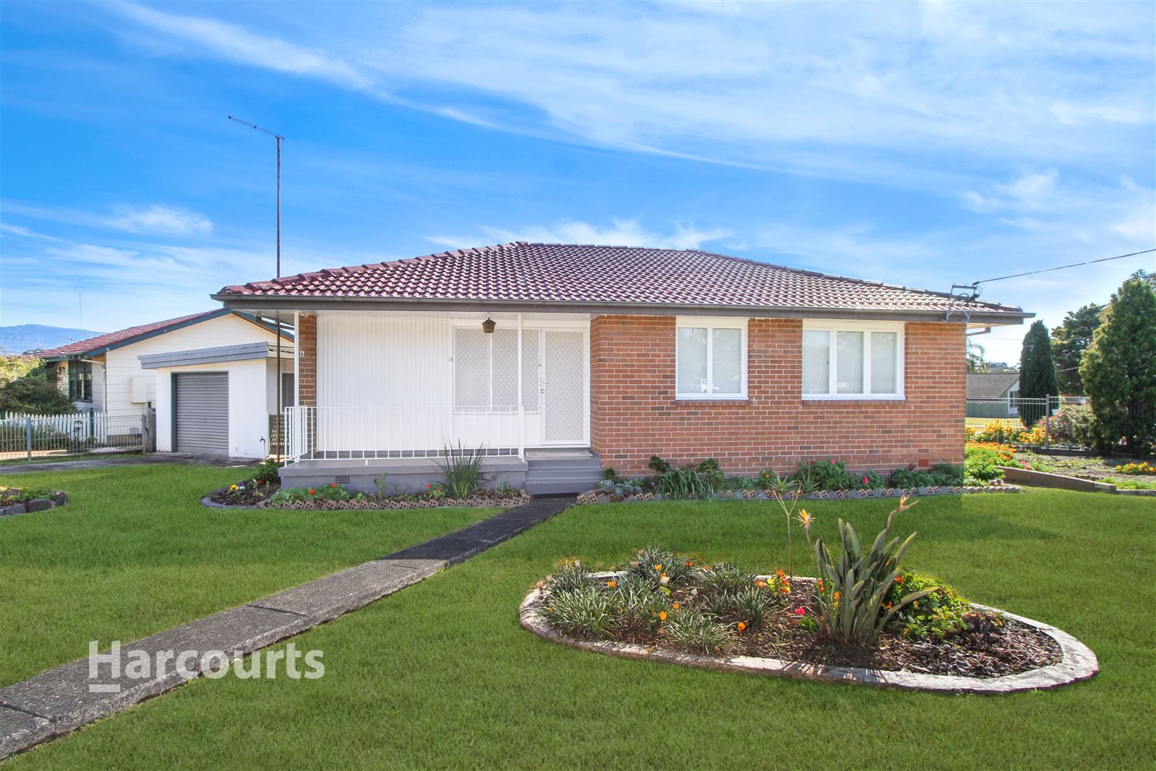 6 Camira Street, Koonawarra NSW 2530, Image 0