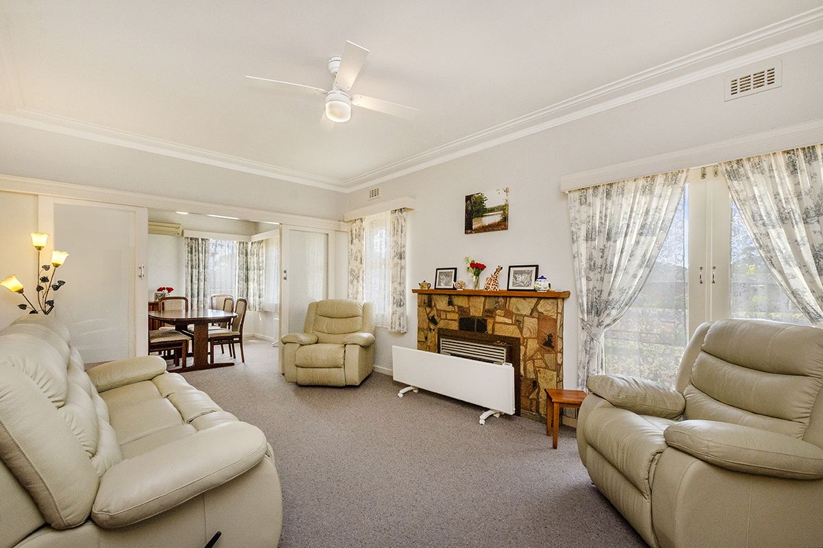 41 Carey Street, Heywood VIC 3304, Image 2