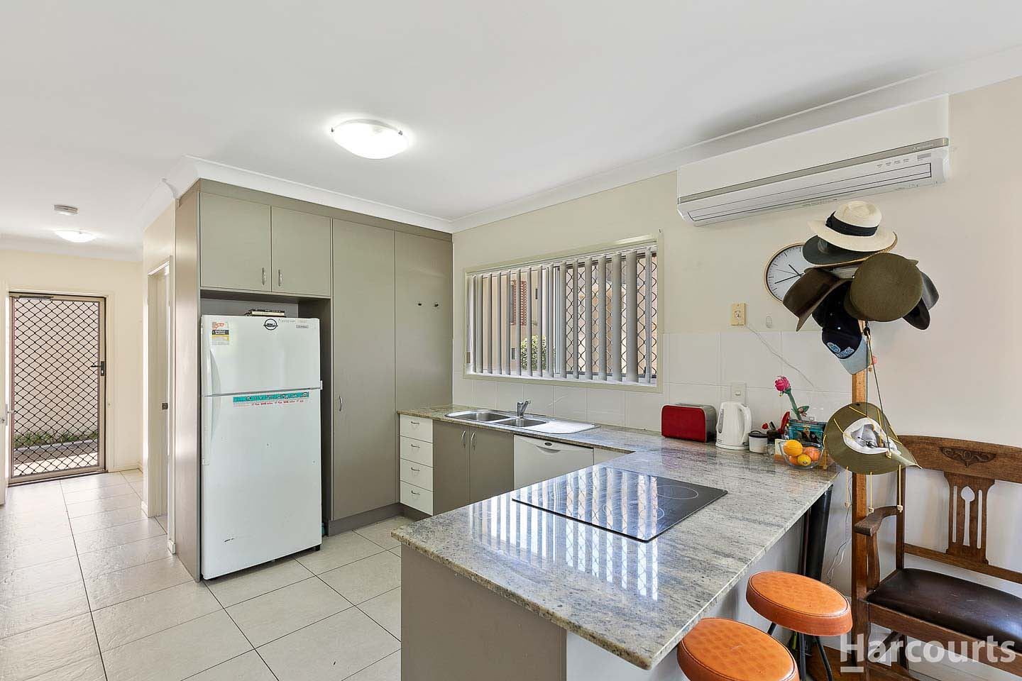 2/58-60 Stephenson Street, Scarness QLD 4655, Image 1