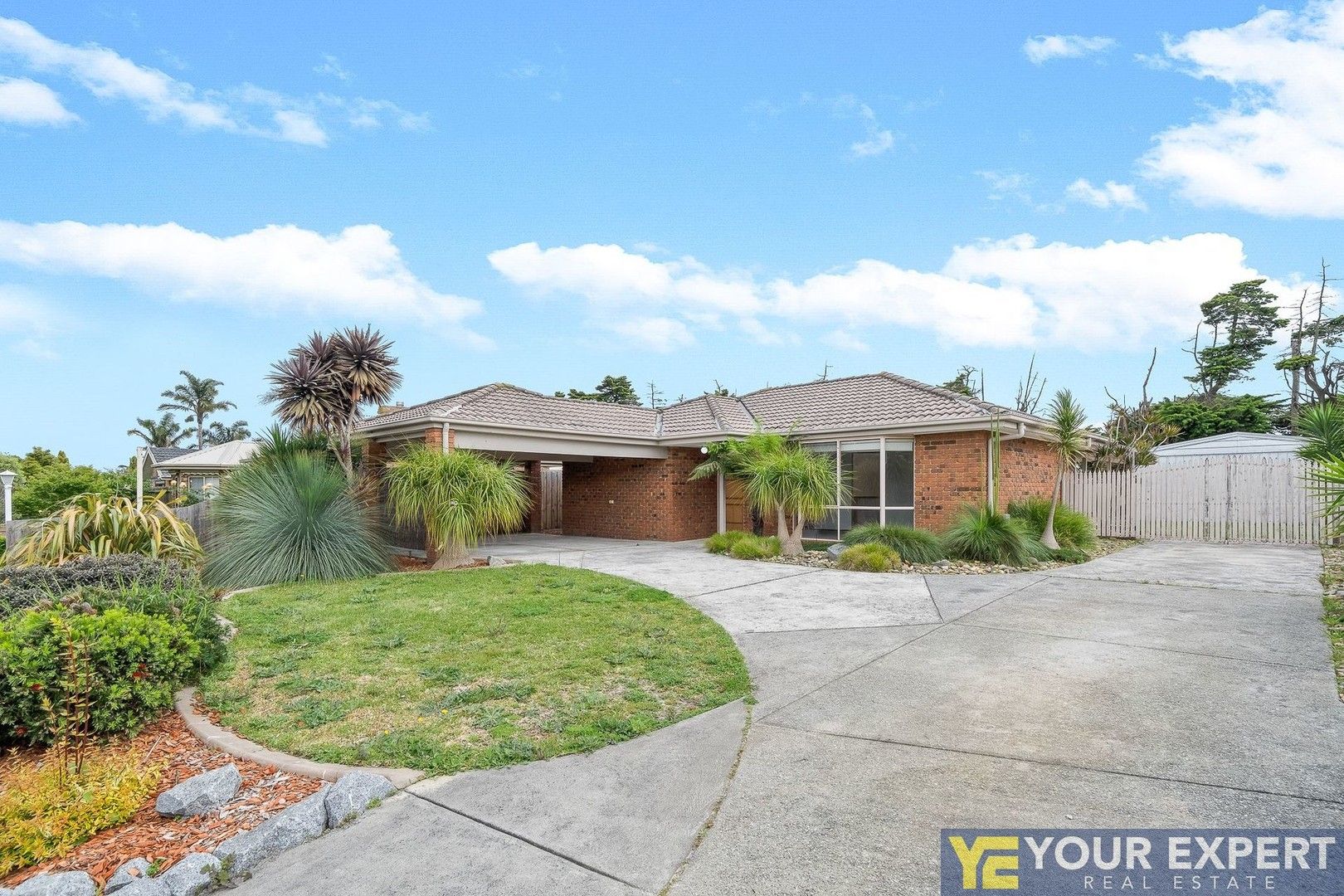 3 bedrooms House in 13 Kibo Court CRANBOURNE NORTH VIC, 3977