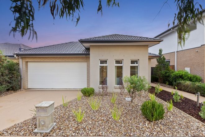 Picture of 21 Beachview Parade, SANCTUARY LAKES VIC 3030