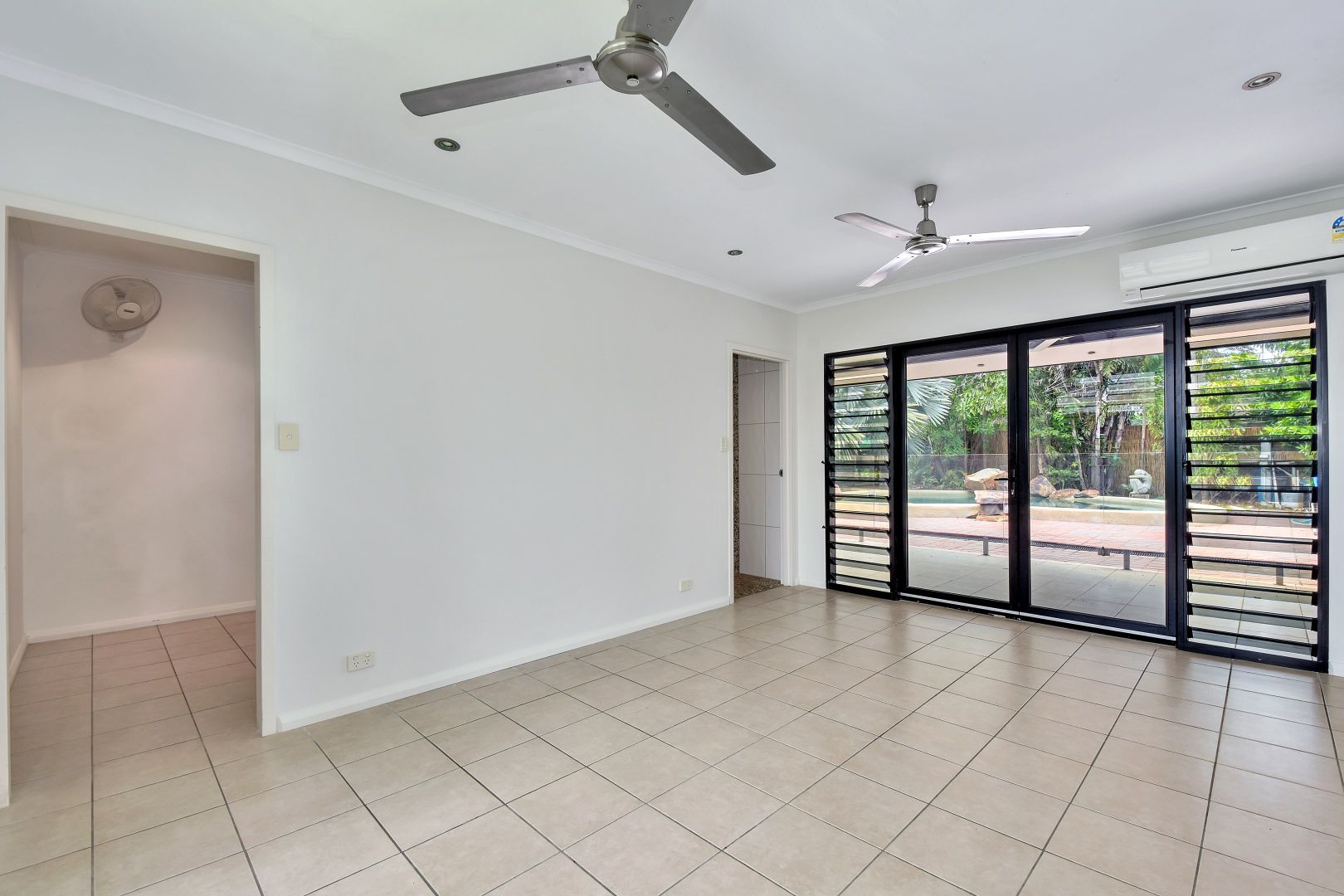 33 Kingfisher Crescent, Wulagi NT 0812, Image 2