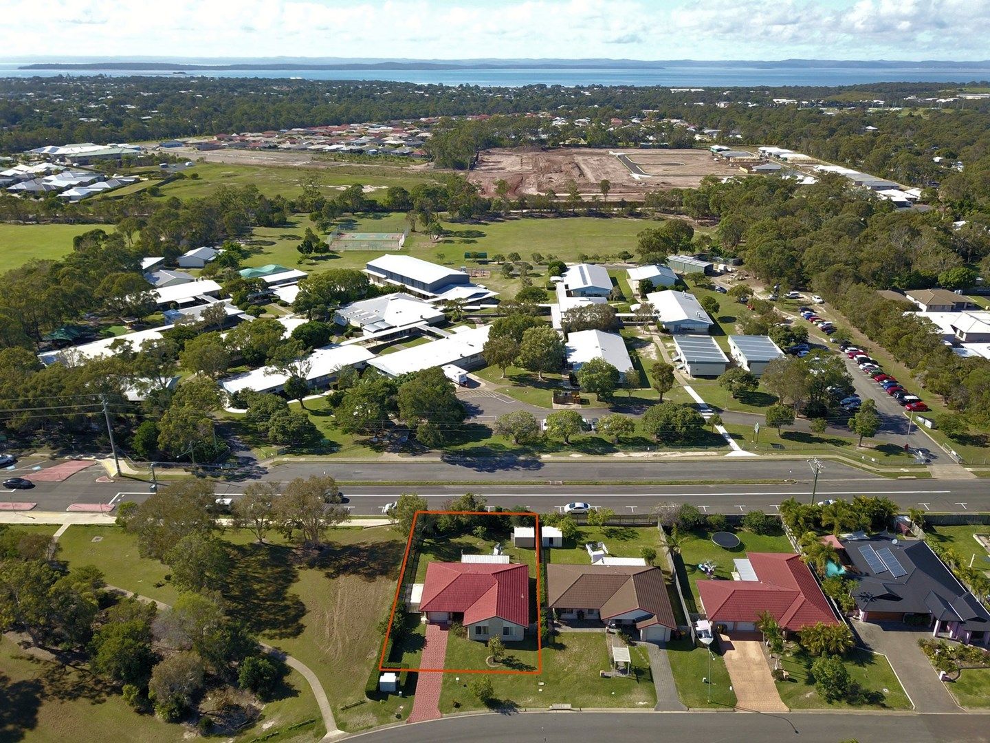 10 CONONDALE COURT, Torquay QLD 4655, Image 0