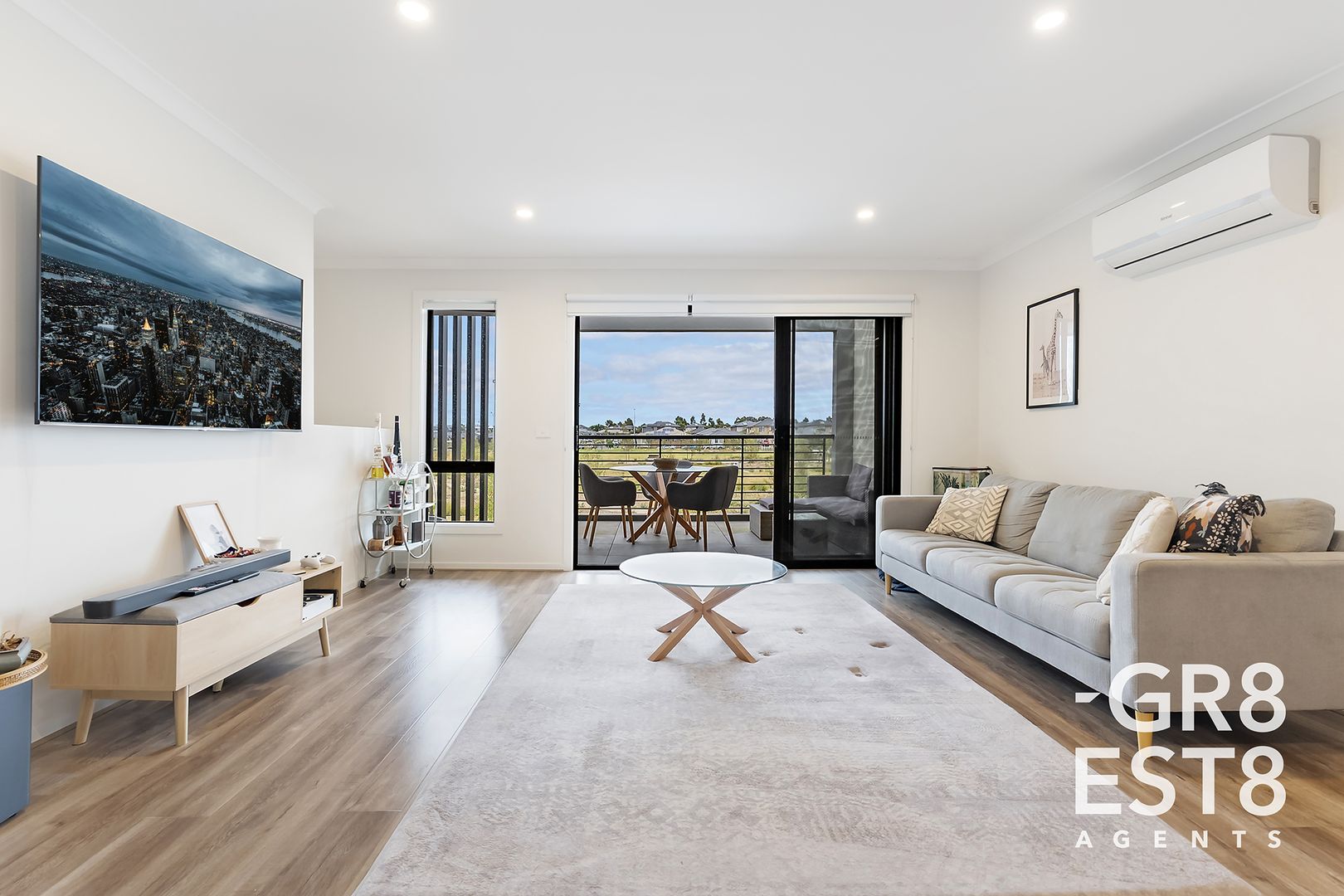 4 Mahara Walk, Cranbourne West VIC 3977, Image 1