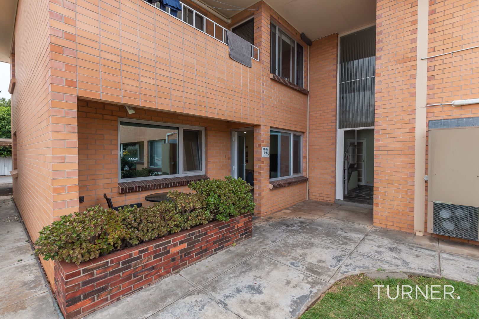 2/8 Overbury Drive, Clarence Park SA 5034