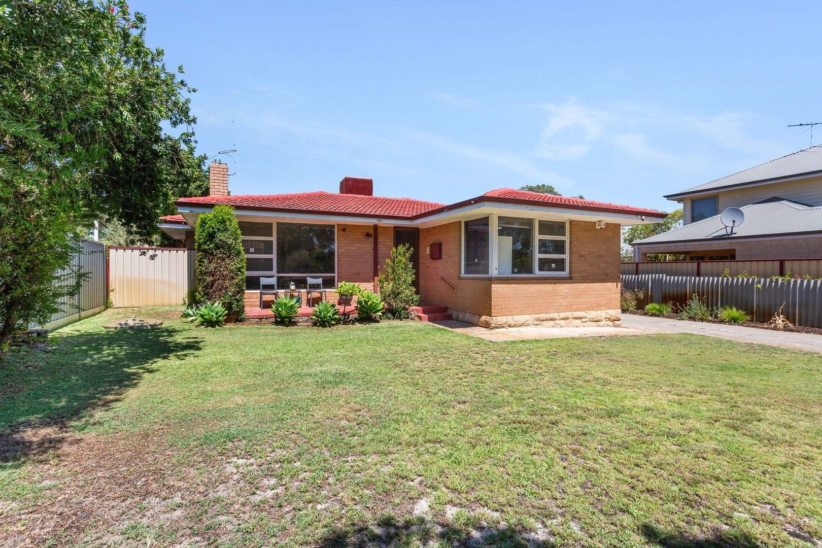 3 bedrooms House in 274 Morley Drive East EDEN HILL WA, 6054