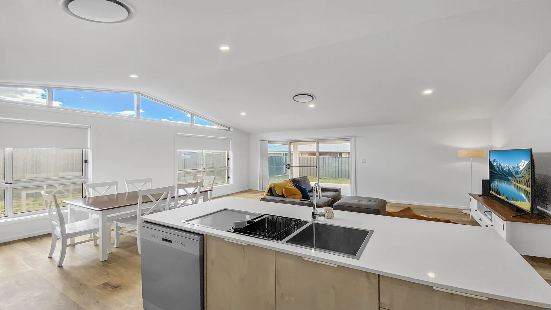 Additional image 2 of 62 Knox Crescent, Caerleon NSW 2850