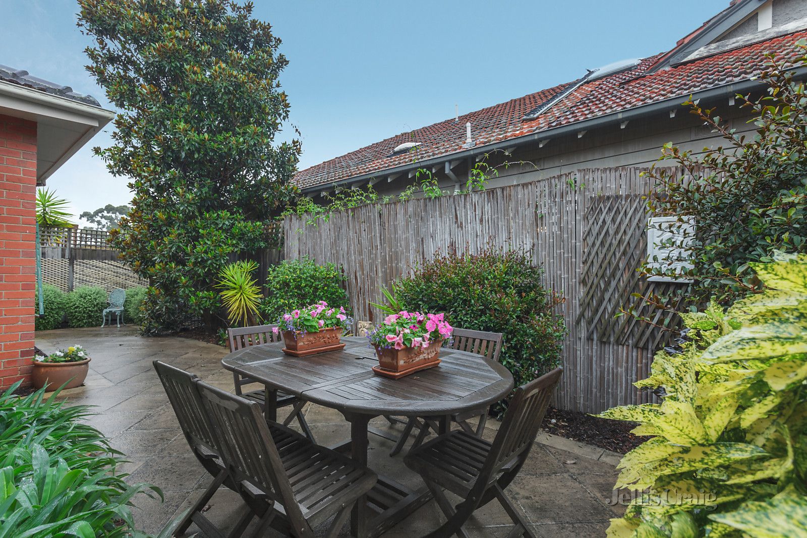 2/26 Faversham Road, Canterbury VIC 3126, Image 2