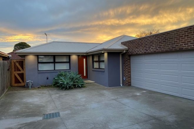 Picture of Unit 2/19 Angus Avenue, ALTONA NORTH VIC 3025