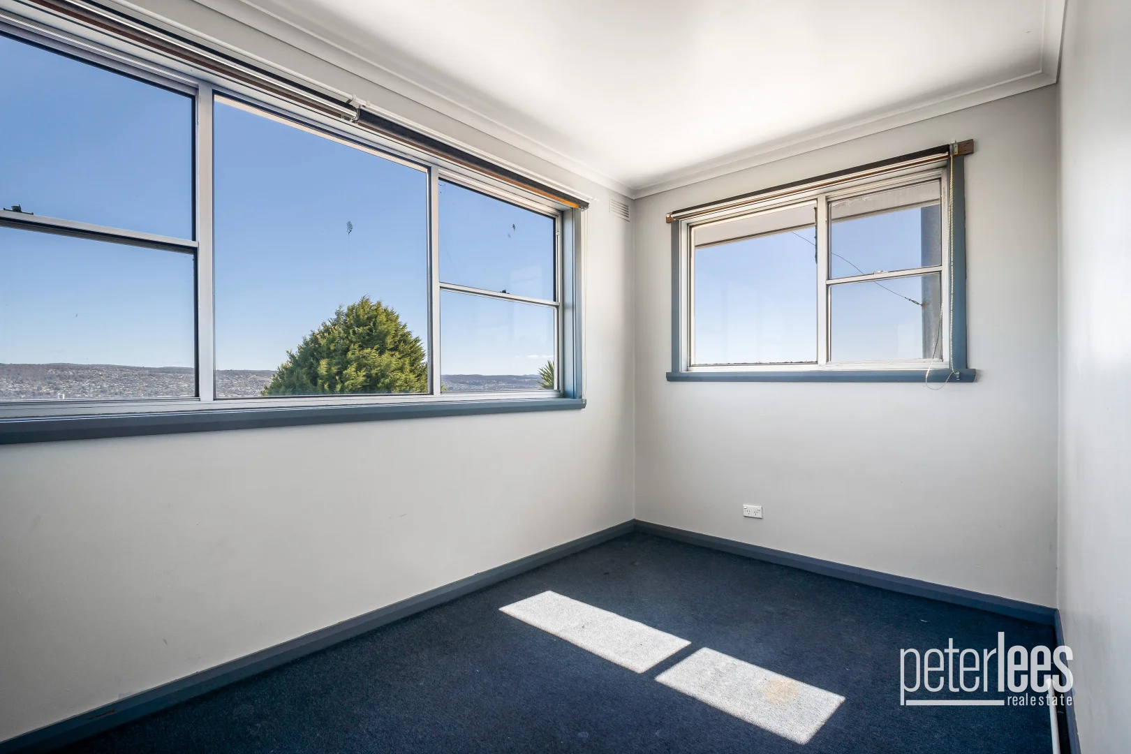 Additional image 12 of Ravenswood TAS 7250