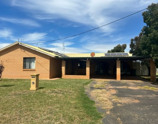 117 Commodore Crescent, Narromine NSW 2821