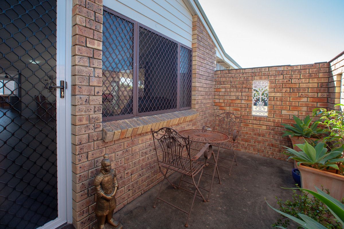 48a Coomber Street, Svensson Heights QLD 4670, Image 2