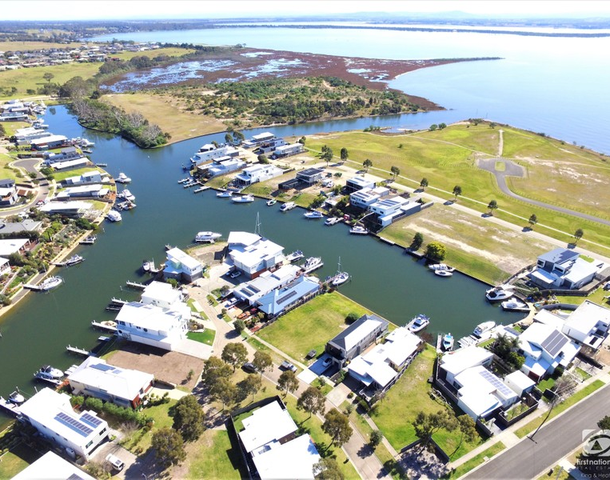18 The Point , Paynesville VIC 3880