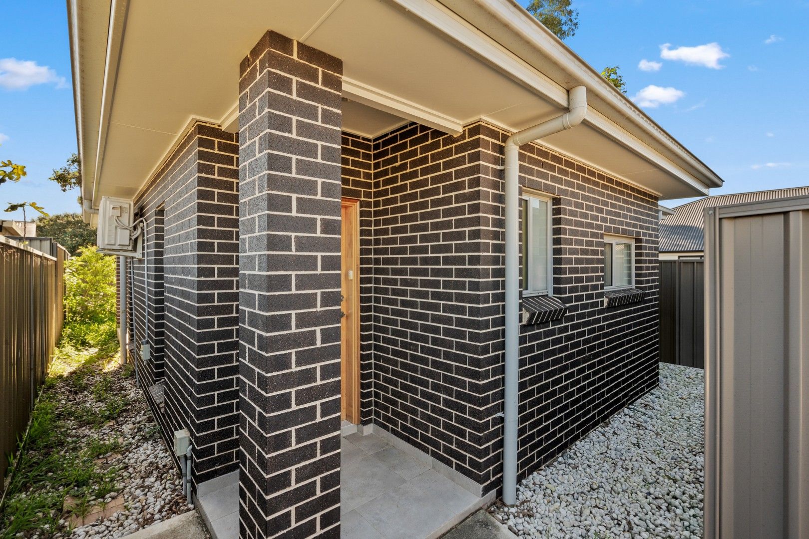 2 & 2a Megan Avenue, Smithfield NSW 2164, Image 0