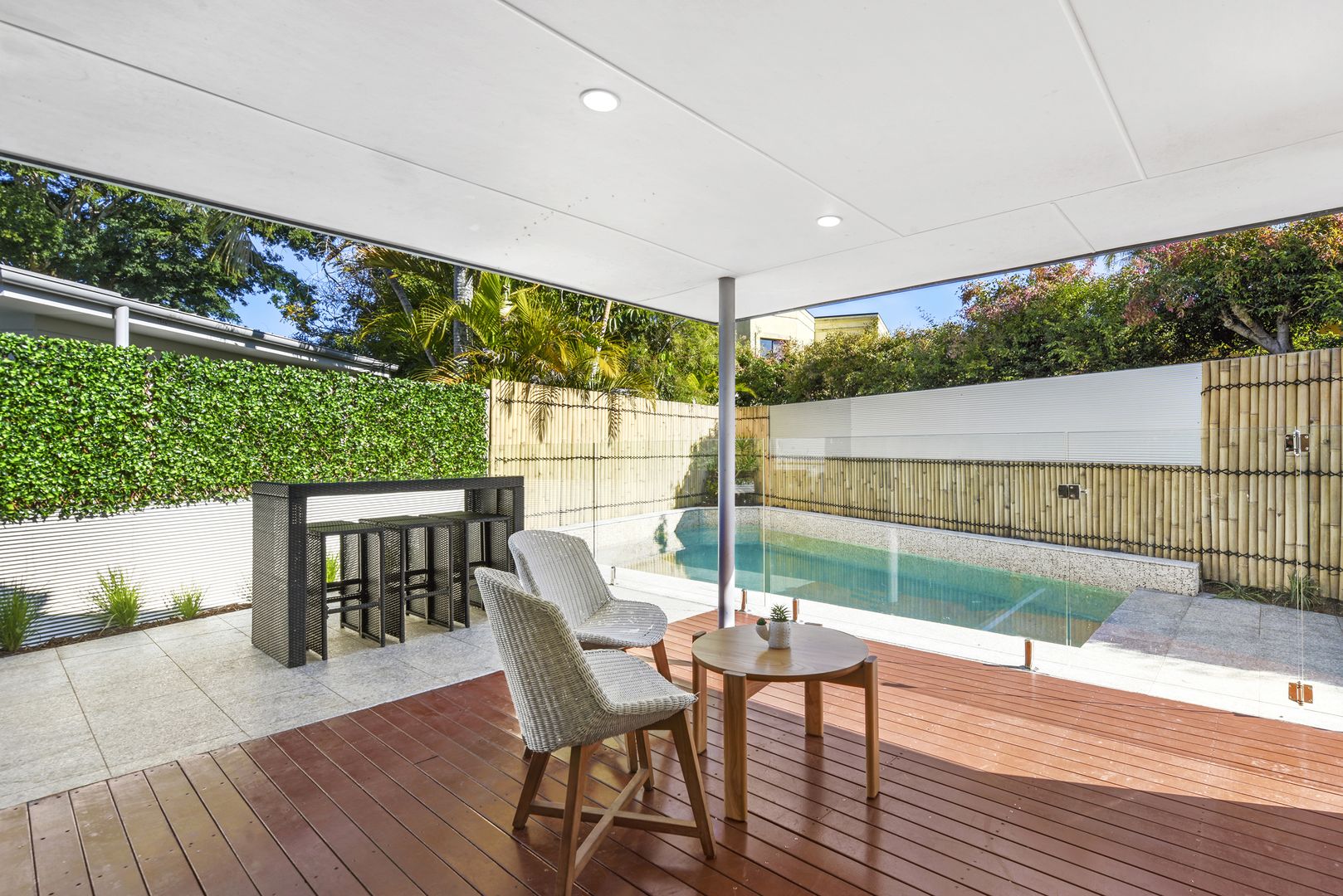 1/4 Croton Grove, Bundall QLD 4217, Image 1