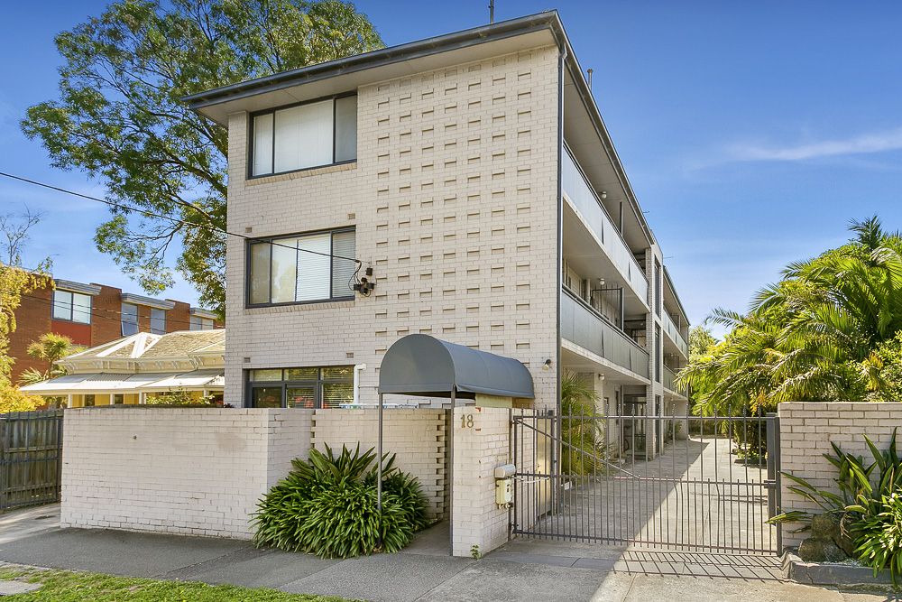 1 bedrooms Apartment / Unit / Flat in 4/18 Scott Street ELWOOD VIC, 3184