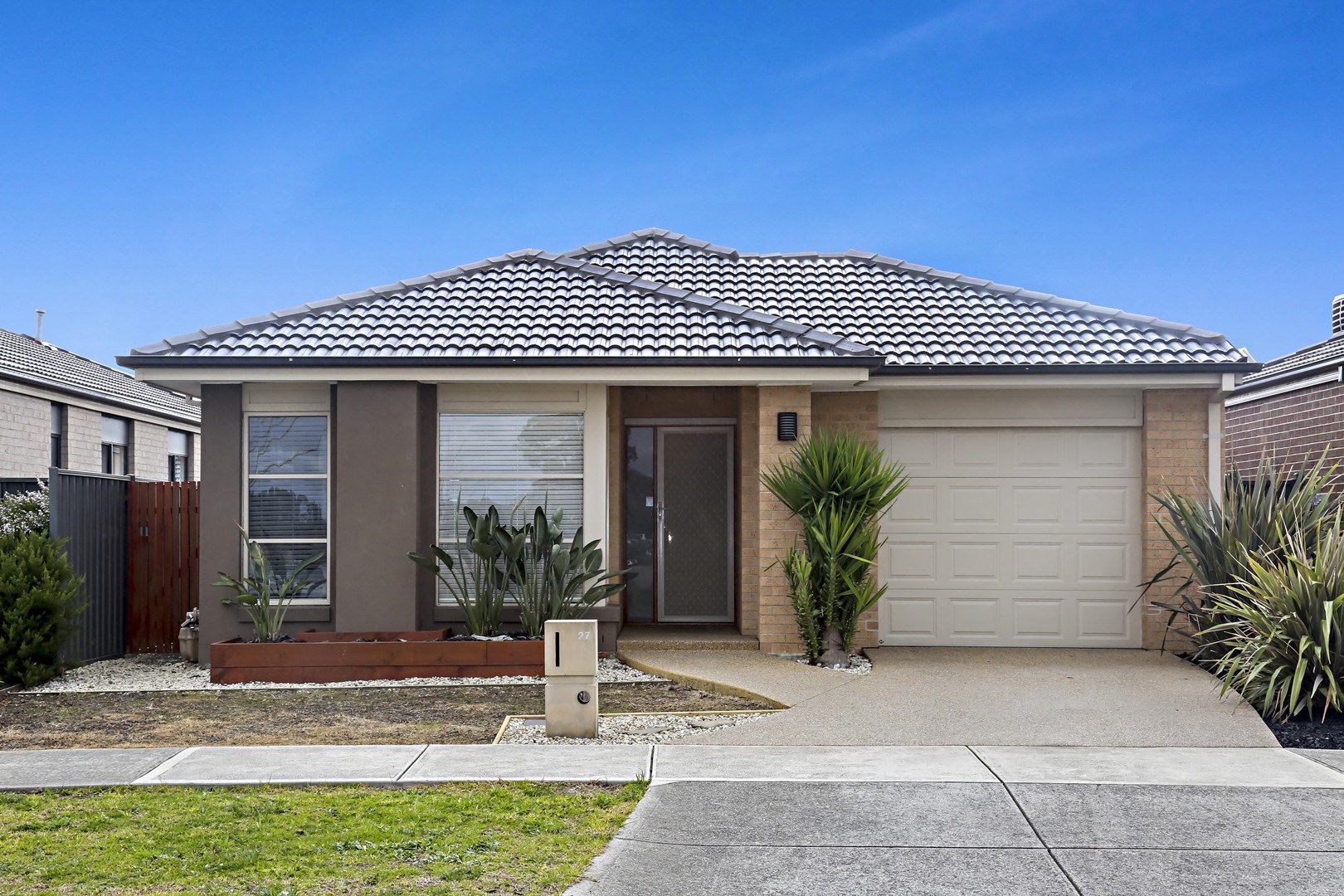 27 Erskine Road, Mernda VIC 3754, Image 0